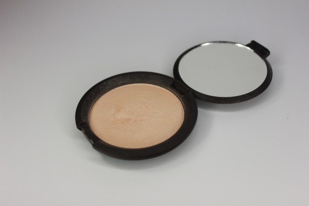 BECCA Shimmering Skin Perfector in Moonstone