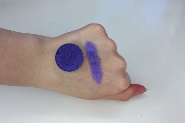 MUG Caitlin Rose Foiled Eyeshadow Swatch 2