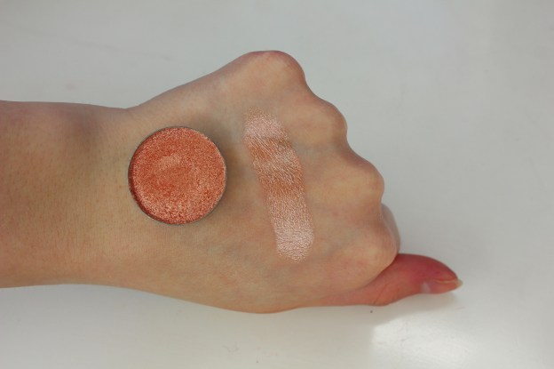 MUG In The Spotlight Foiled Eyeshadow Swatch 2