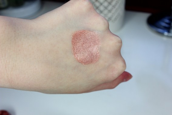 NIA Cosmetics - Naked Swatch 1