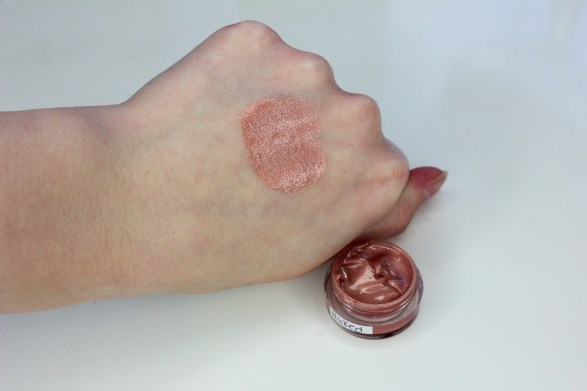 NIA Cosmetics - Naked Swatch 2