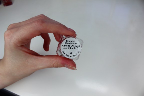 NIA Cosmetics - Packaging & Ingredeients