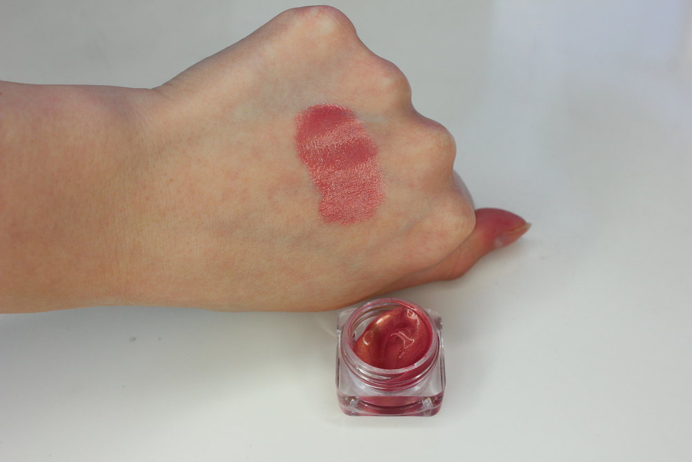 NIA Cosmetics - Nia Swatch 2
