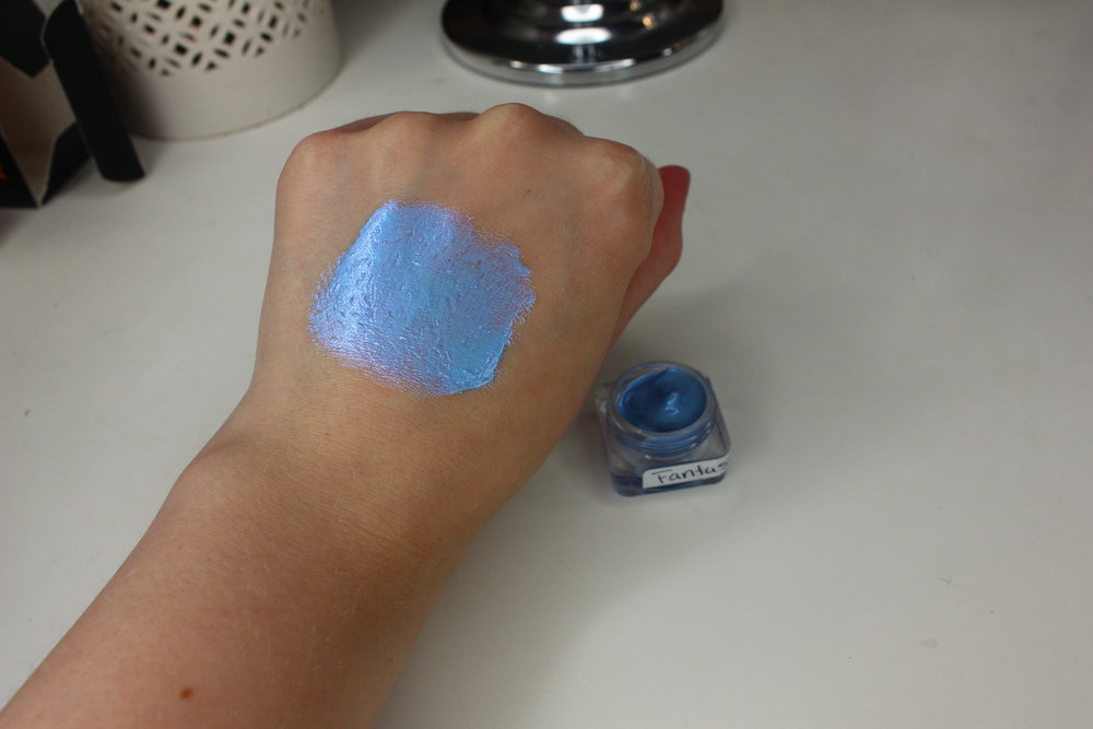 NIA Cosmetics - Fantasy Swatch 1