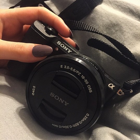 Sony a5100